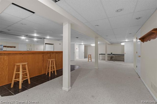 9039 Oakridge Trail Trail, Shelby Twp, MI 48317