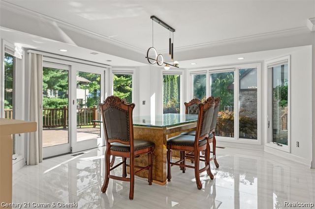 9039 Oakridge Trail Trail, Shelby Twp, MI 48317