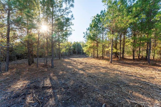 122 Hereford LN, Bastrop, TX 78602