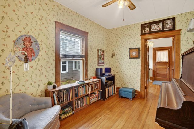 109 S Mulberry Street, Marshall, MI 49068