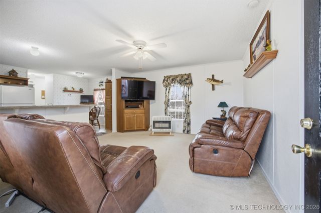 2568 Bristow Point Road, Crowder, OK 74501