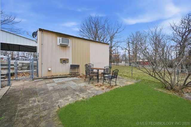 2568 Bristow Point Road, Crowder, OK 74501