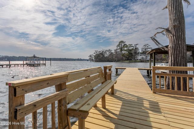 225 Beech Point Boulevard, Hertford, NC 27944