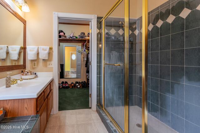 225 Beech Point Boulevard, Hertford, NC 27944