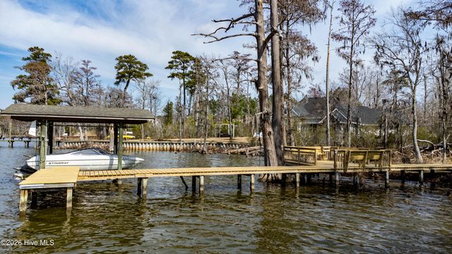 225 Beech Point Boulevard, Hertford, NC 27944