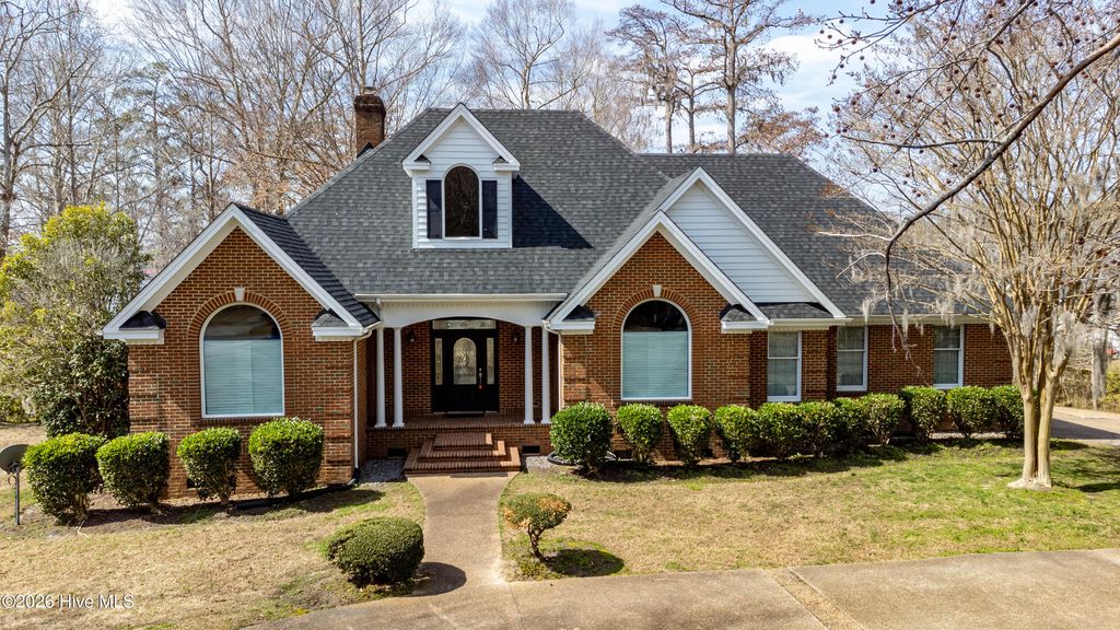 225 Beech Point Boulevard, Hertford, NC 27944