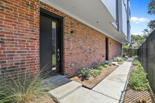 410 W 9th Street 201, Dallas, TX 75208