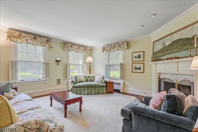 44 West Rd, Millburn Twp., NJ 07078