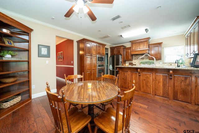 1414 Nottingham, White Oak, TX 75693