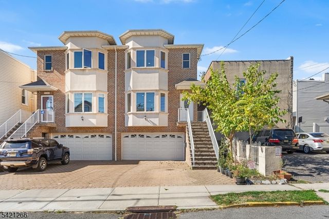 233 5TH Street B, Fairview Boro, NJ 07022