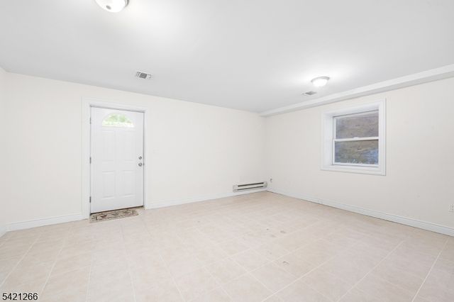 233 5TH Street B, Fairview Boro, NJ 07022