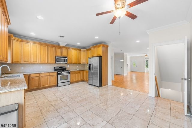 233 5TH Street B, Fairview Boro, NJ 07022
