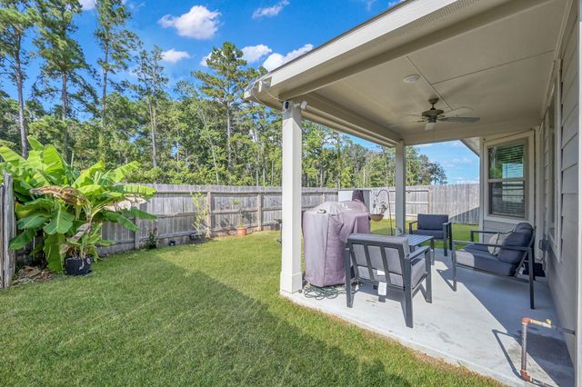 22195 Birchfield Grove Lane, New Caney, TX 77357