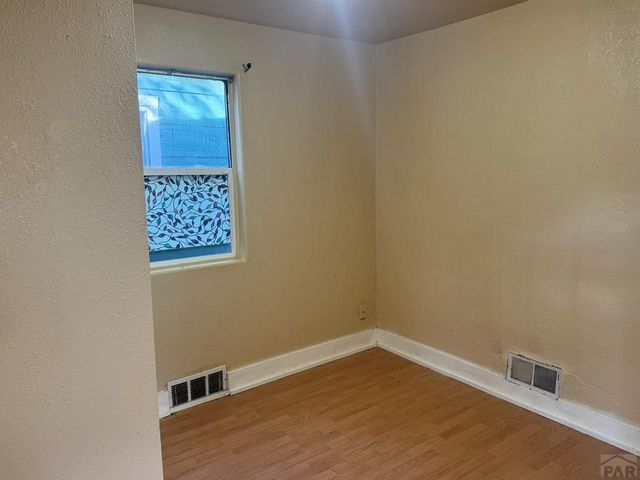 1027 E Abriendo Ave, Pueblo, CO 81004