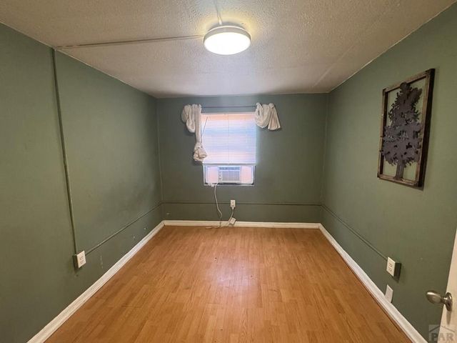 1027 E Abriendo Ave, Pueblo, CO 81004