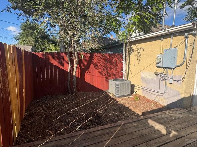 1027 E Abriendo Ave, Pueblo, CO 81004