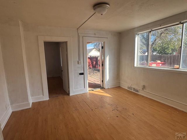 1027 E Abriendo Ave, Pueblo, CO 81004