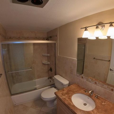 236 Castlewood Drive 202, North Palm Beach, FL 33408