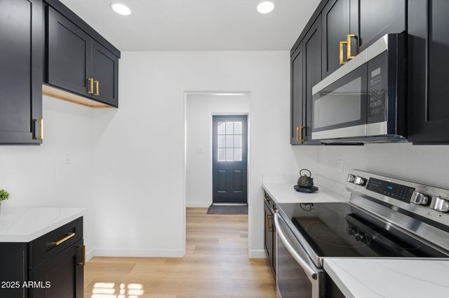 1430 E DIAMOND Street, Phoenix, AZ 85006