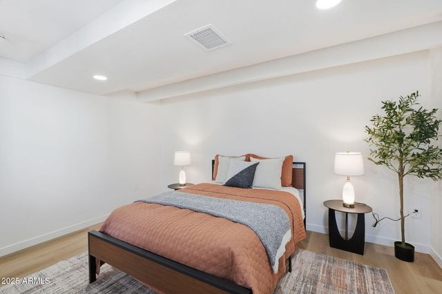 1430 E DIAMOND Street, Phoenix, AZ 85006