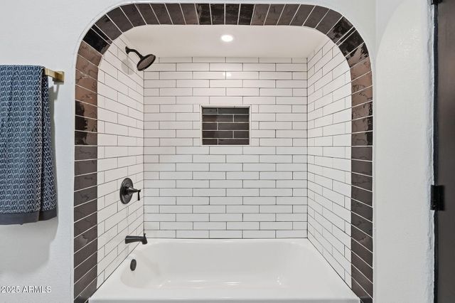 1430 E DIAMOND Street, Phoenix, AZ 85006