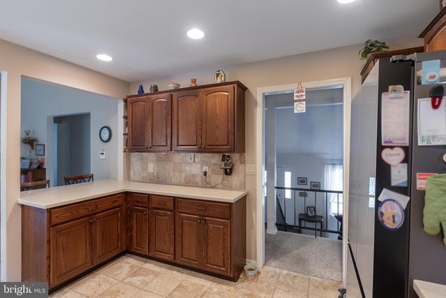 592 MELISSA LN, State College, PA 16803