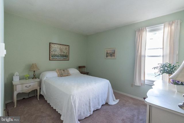 592 MELISSA LN, State College, PA 16803