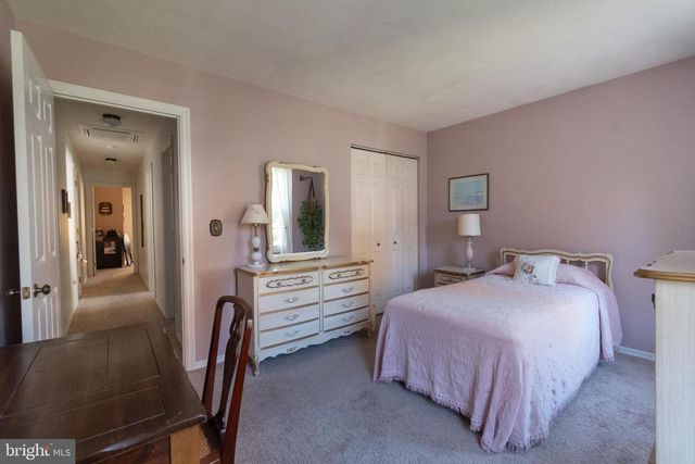 592 MELISSA LN, State College, PA 16803