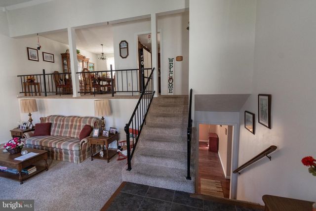 592 MELISSA LN, State College, PA 16803