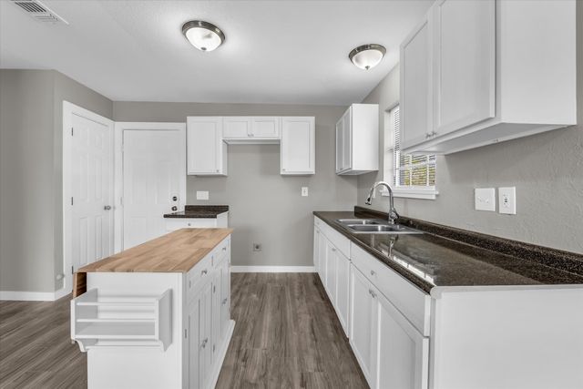 308 S Herman Street, Mexia, TX 76667