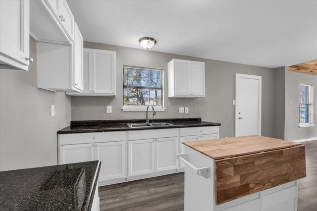 308 S Herman Street, Mexia, TX 76667