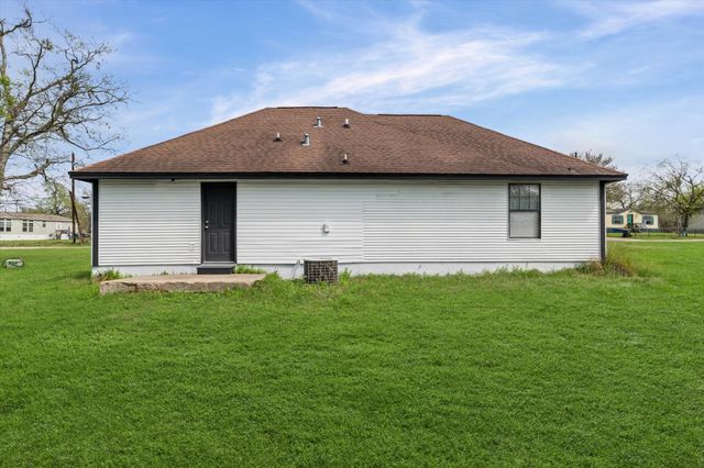 308 S Herman Street, Mexia, TX 76667