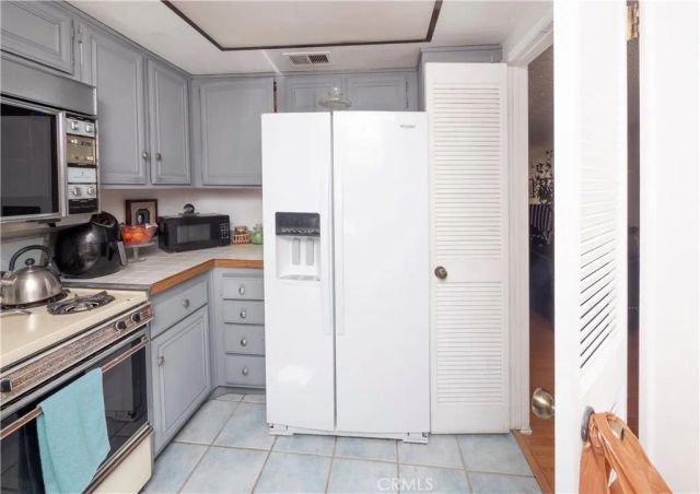 1925 E Huntington Drive E, Duarte, CA 91010