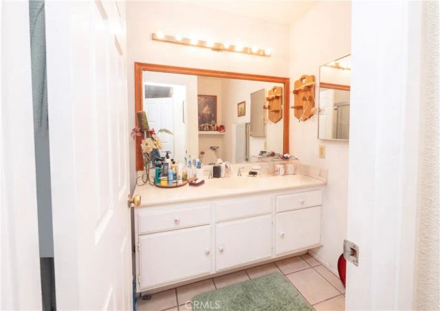 1925 E Huntington Drive E, Duarte, CA 91010