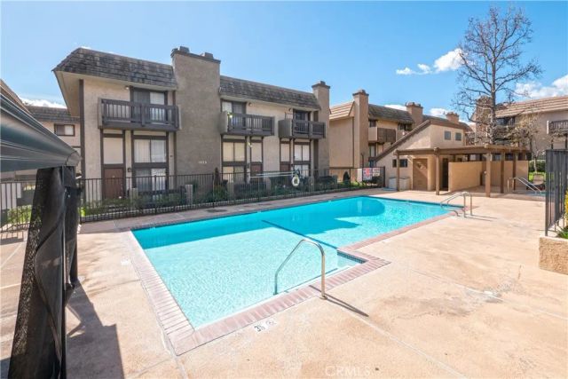 1925 E Huntington Drive E, Duarte, CA 91010