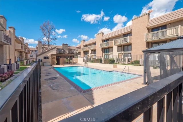 1925 E Huntington Drive E, Duarte, CA 91010