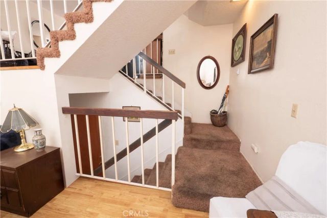 1925 E Huntington Drive E, Duarte, CA 91010