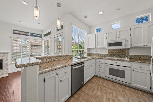 12650 Springbrook Dr A, San Diego, CA 92128