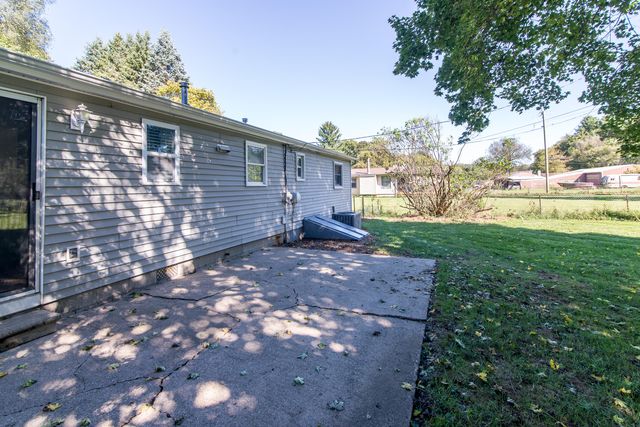 5146 Pontiac Trail, Ann Arbor, MI 48105