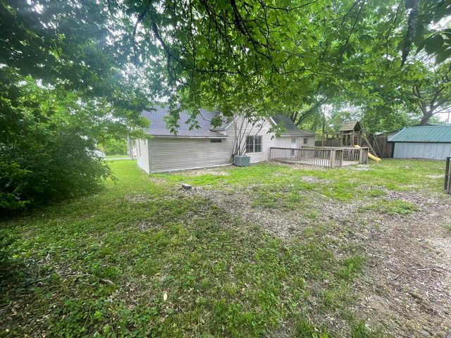 421 North Phelps Street, Mansfield, MO 65704