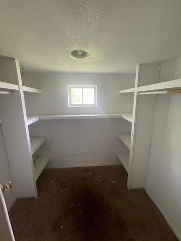 421 North Phelps Street, Mansfield, MO 65704
