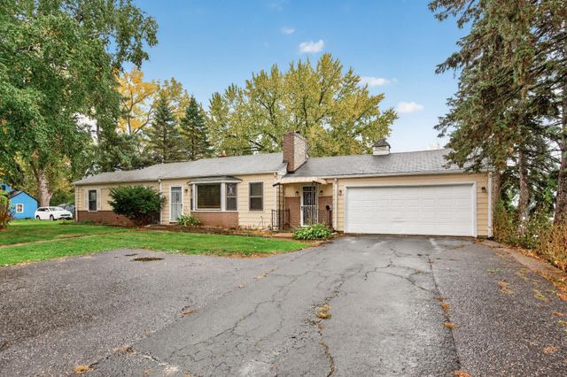 1210 County Road C East, Maplewood, MN 55109