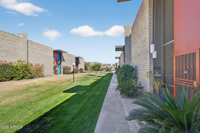 1623 E MARYLAND Avenue, Phoenix, AZ 85016