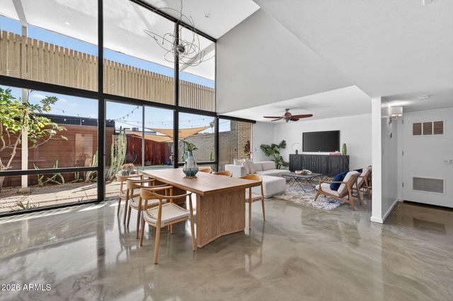 1623 E MARYLAND Avenue, Phoenix, AZ 85016