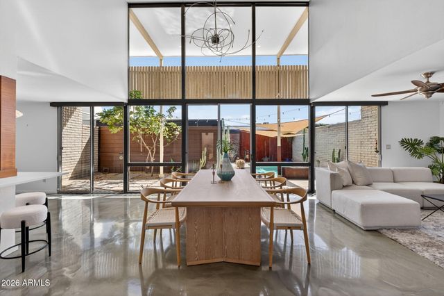 1623 E MARYLAND Avenue, Phoenix, AZ 85016