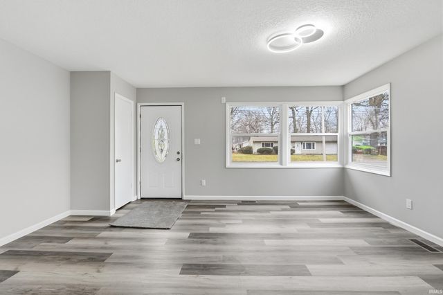 3202 Queen Street, Fort Wayne, IN 46806