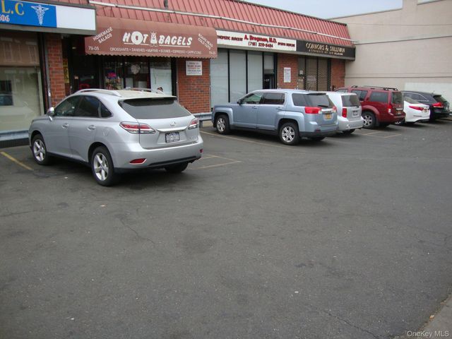 79-09 Metropolitan Avenue, Flushing, NY 11379