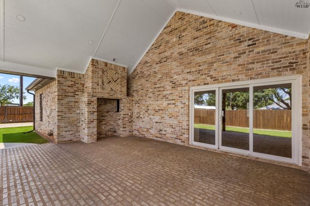 304 MARINERS WAY, Wichita Falls, TX 76308