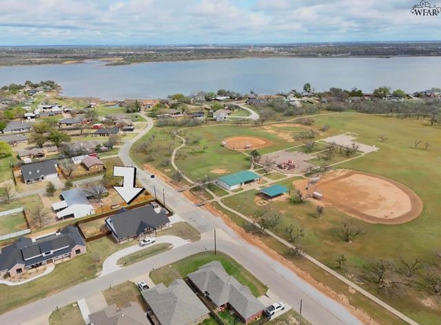 304 MARINERS WAY, Wichita Falls, TX 76308