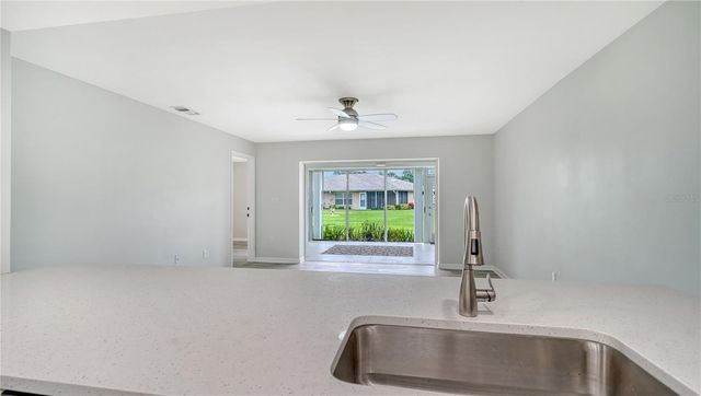 5689 EVERGREEN DRIVE 18, Sarasota, FL 34233